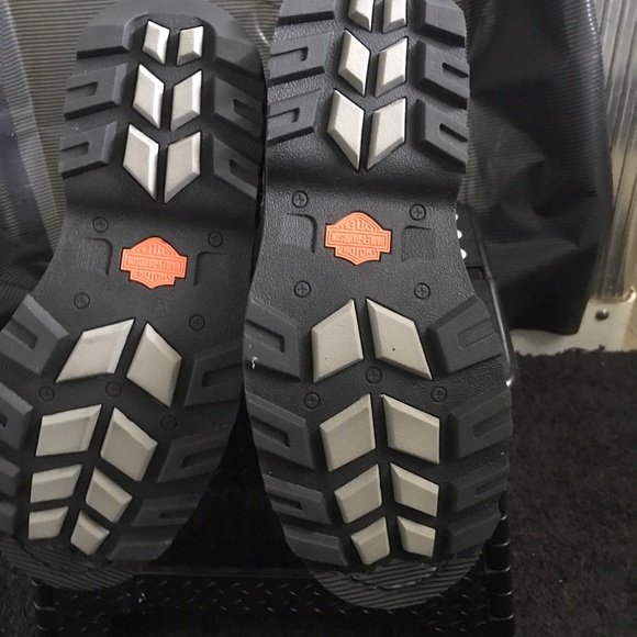 7 1/2 womens Harley Davidson boots - Picture 4 of 4